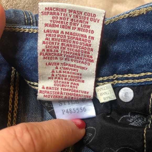 YMI “ripped” jeans. Womens - Picture 6 of 8